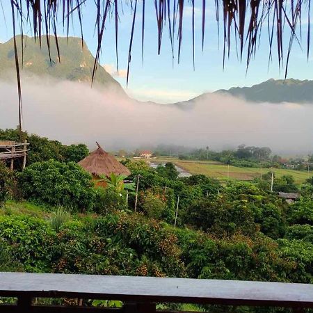 Baan 2 Dao Farmstay Chiang Dao Exterior photo