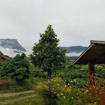 Baan 2 Dao Farmstay Chiang Dao Exterior photo