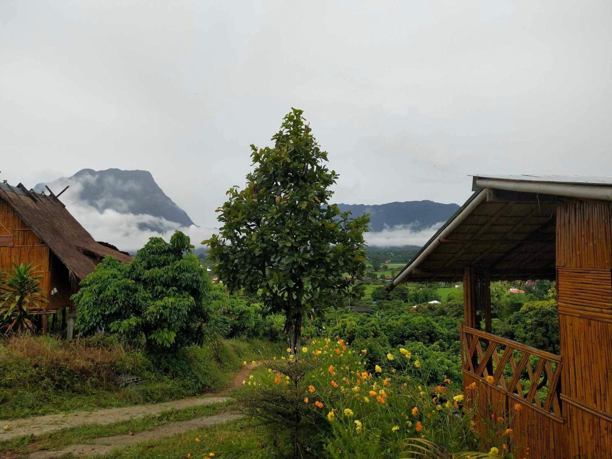 Baan 2 Dao Farmstay Chiang Dao Exterior photo